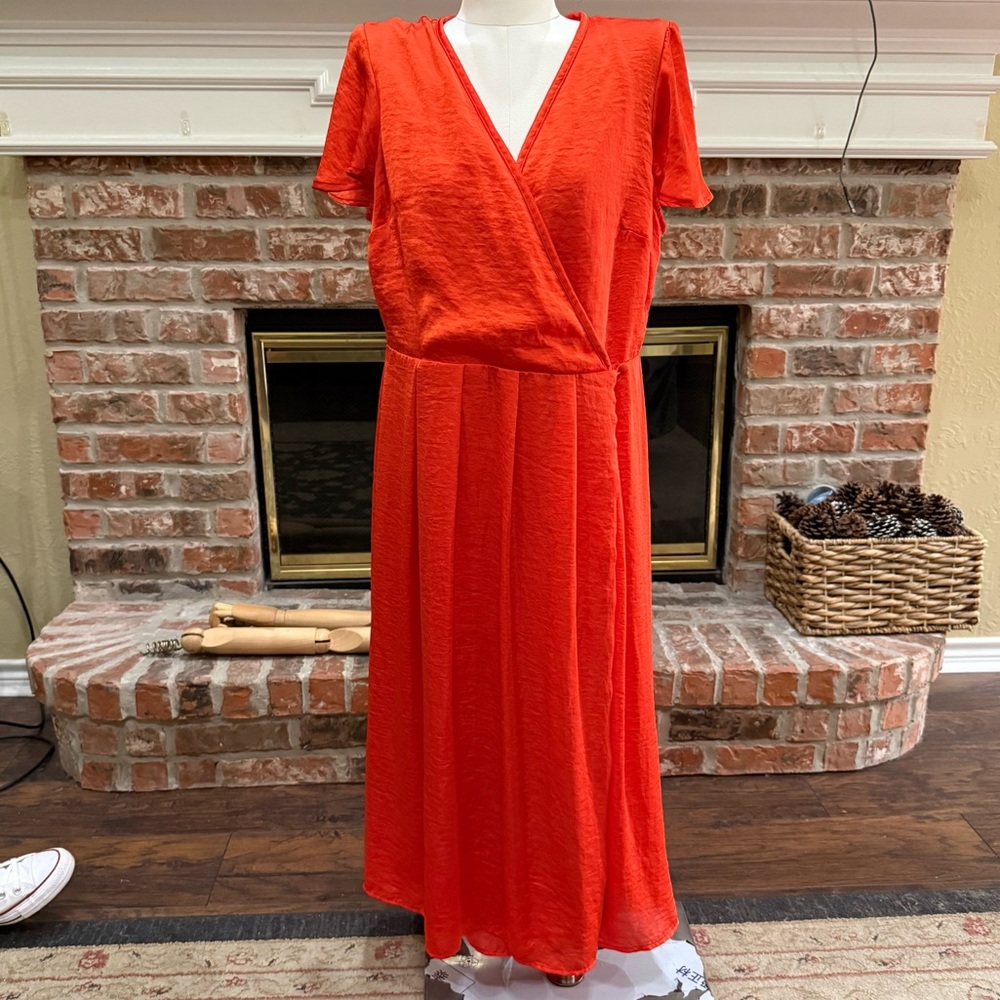 ASOS Orange Pleated Maxi Dress / 12 / EUC